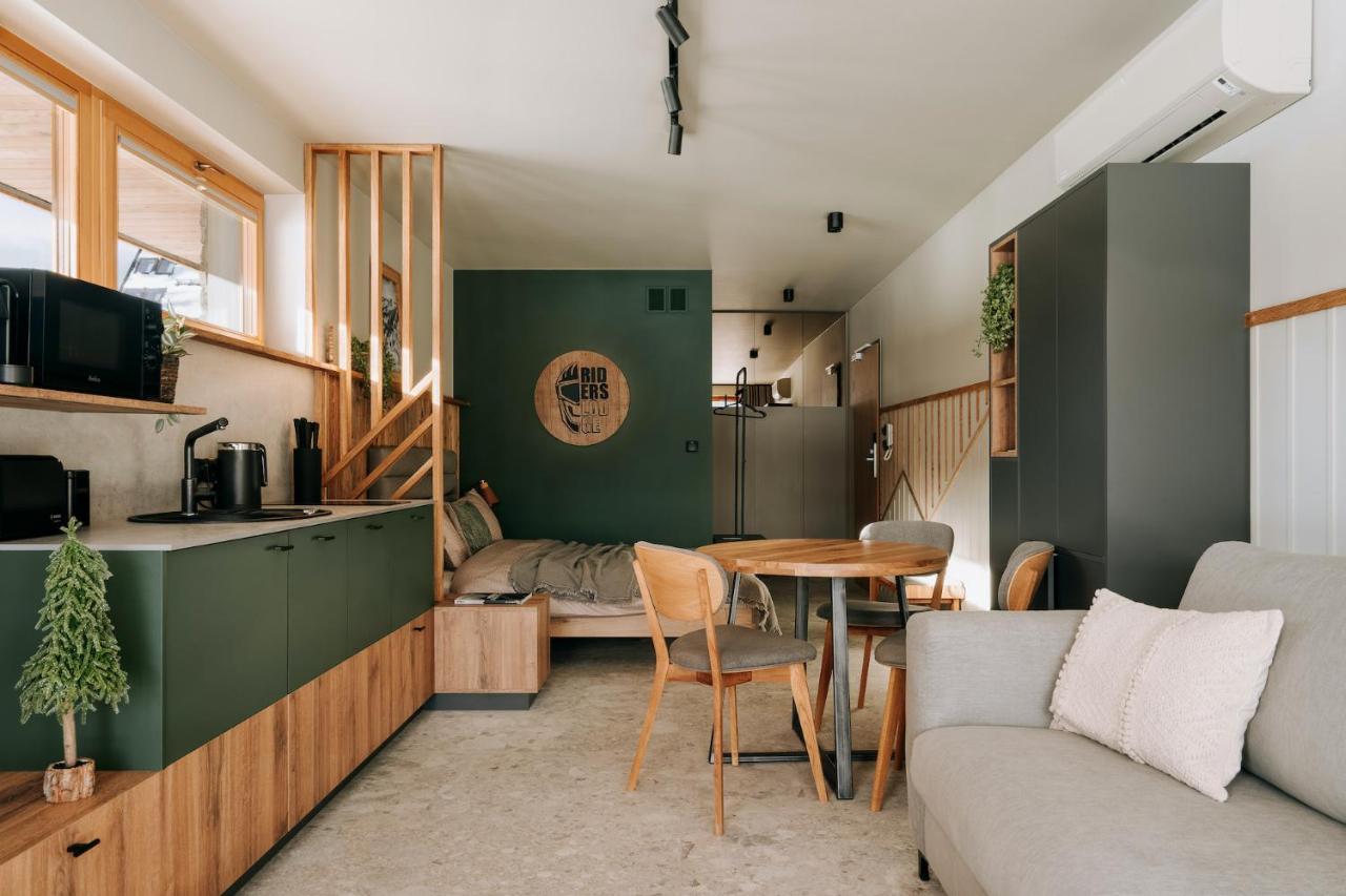 Apartamenty Riders Lodge Koscielisko Chotarz Bor ภายนอก รูปภาพ
